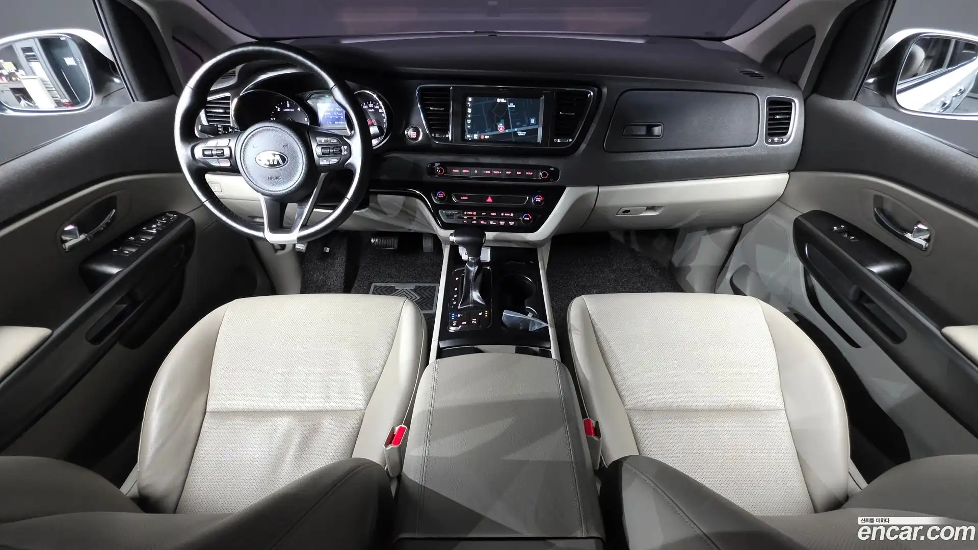 Canival Kia 2018.1-INNER-007
