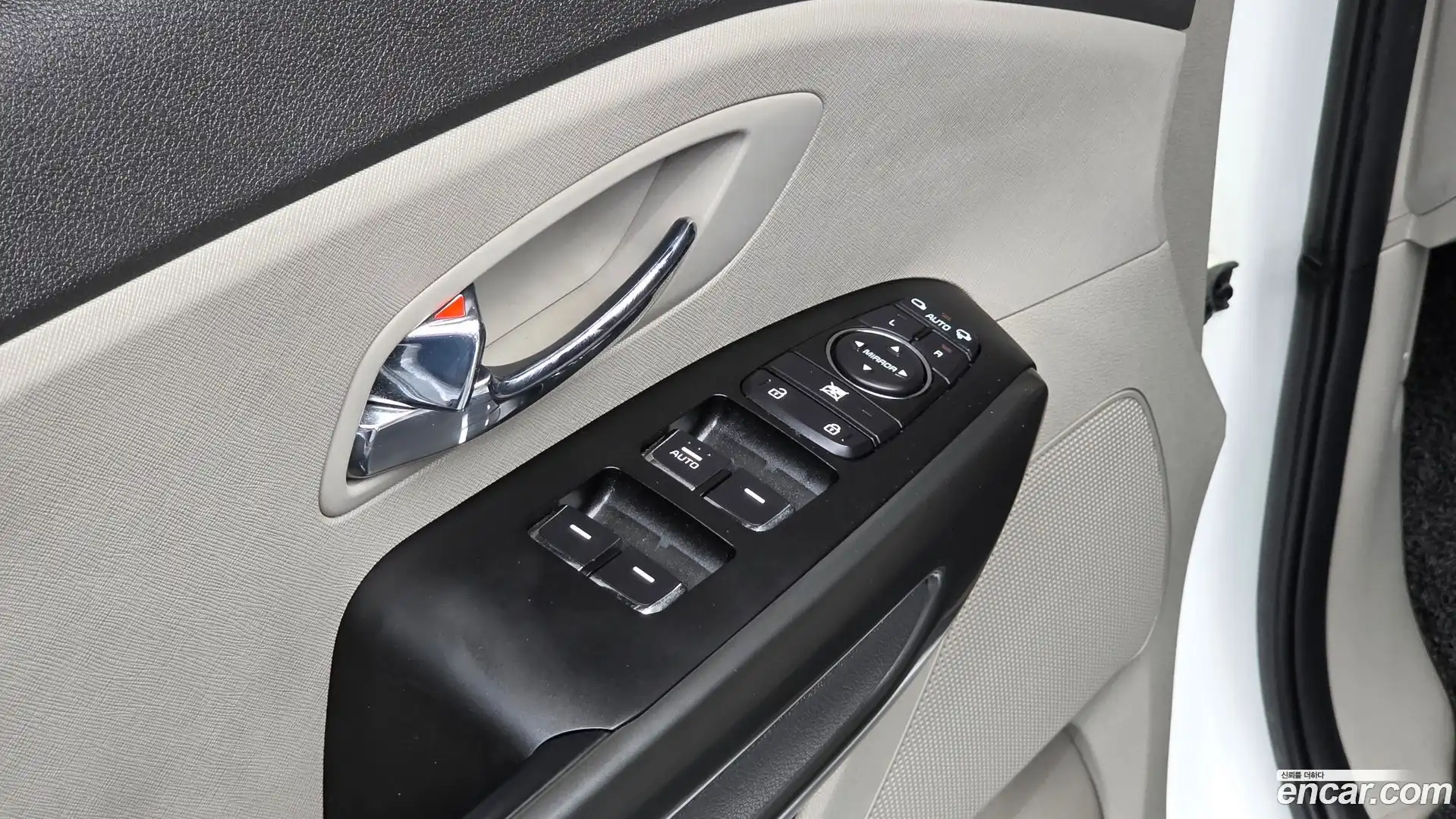 Canival Kia 2018.1-OPTION-020