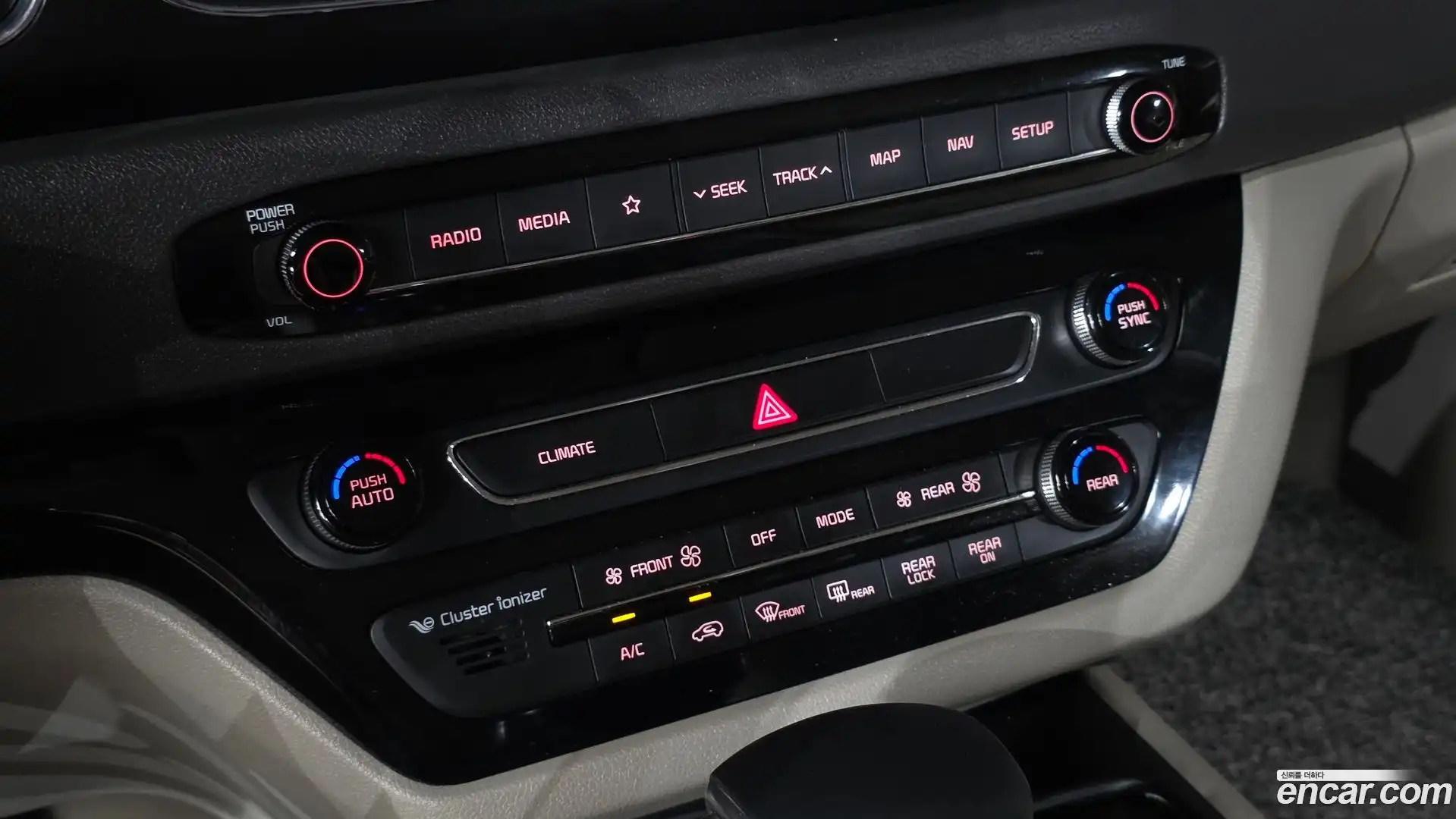 Canival Kia 2018.1-OPTION-022