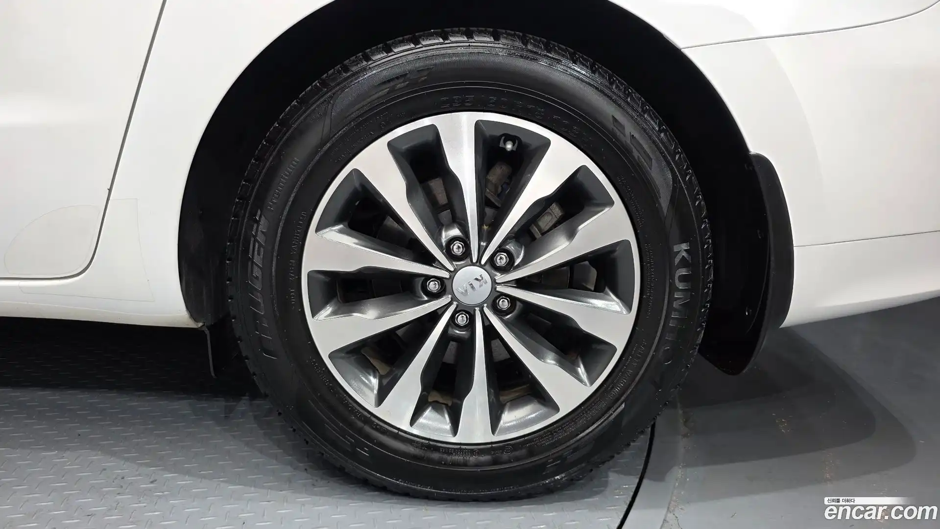 Canival Kia 2018.1-OUTER-031