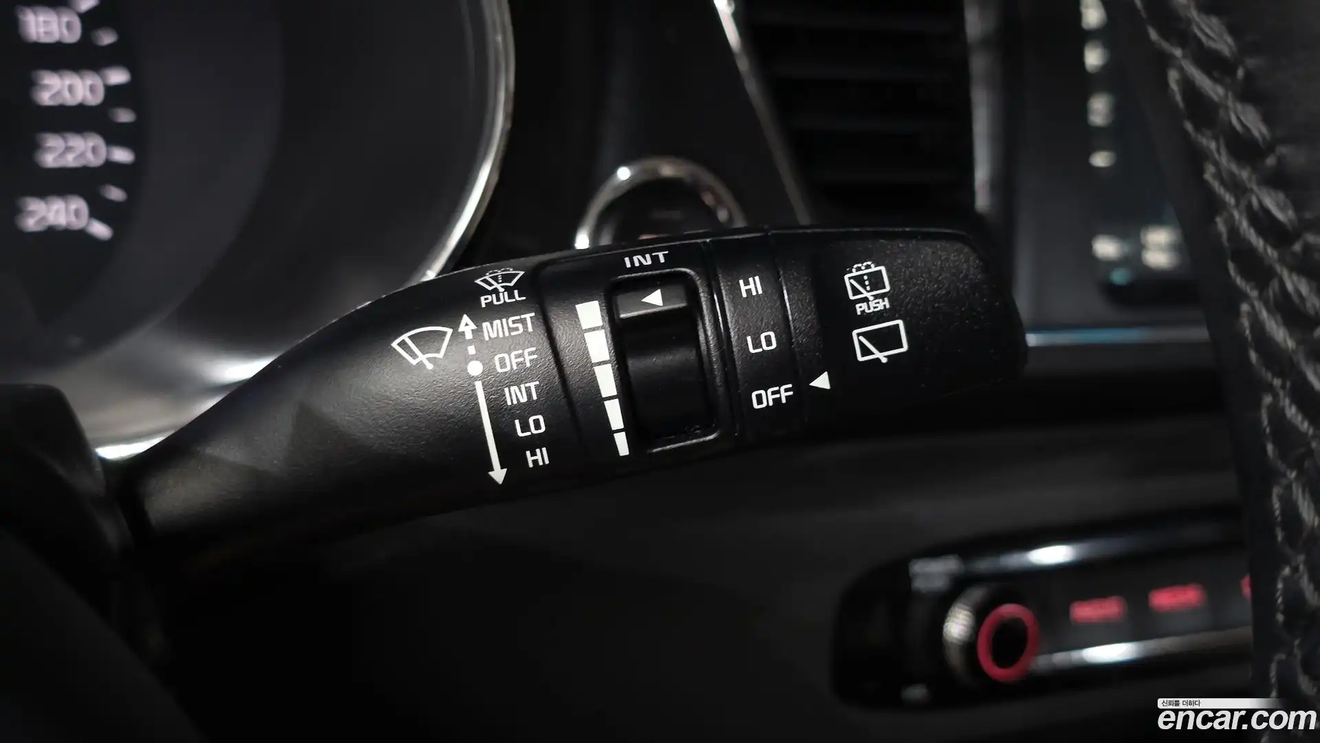 Canival Kia 2018.1-OPTION-041