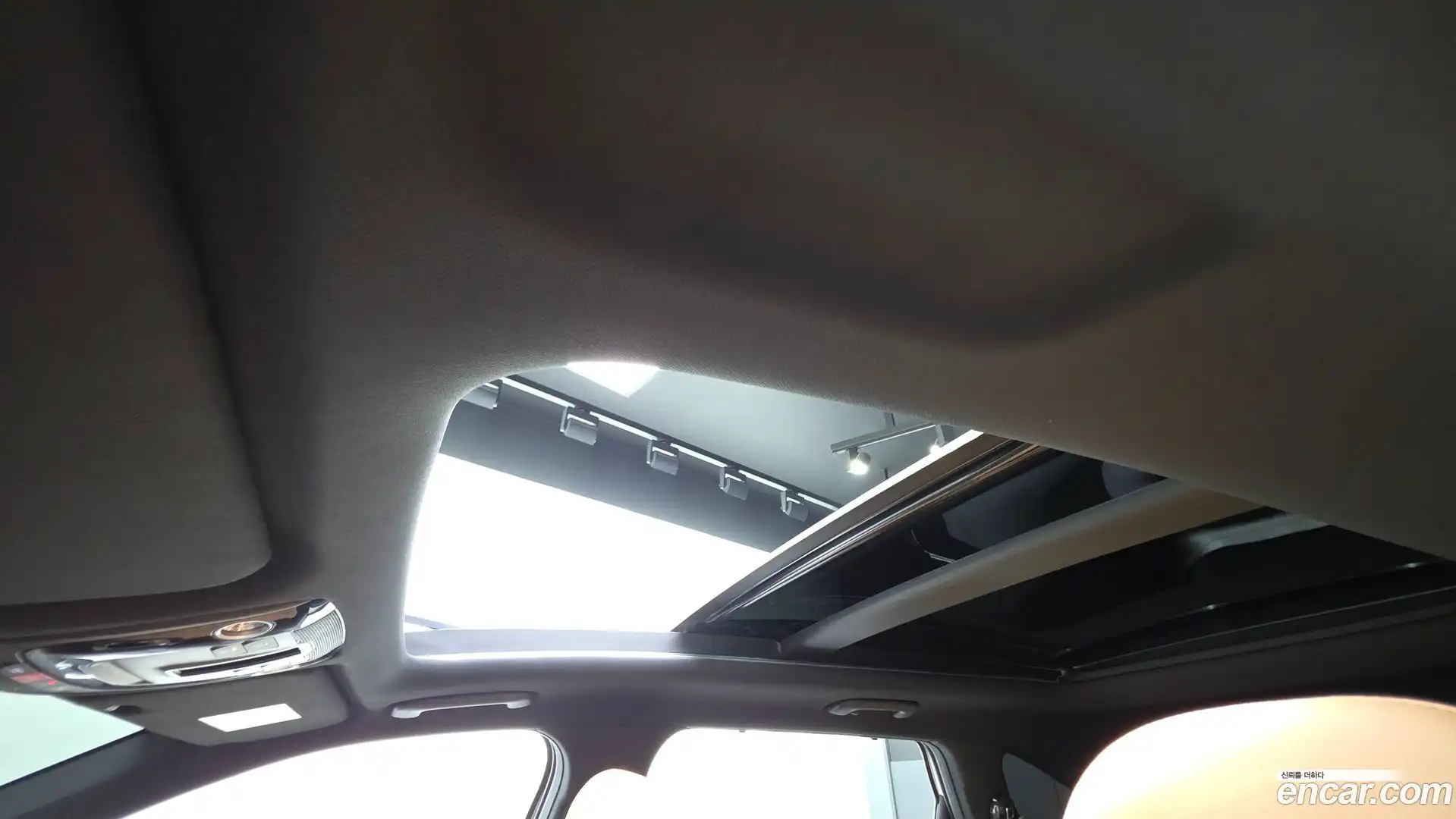 Sorento Kia 2023.5-OPTION-022