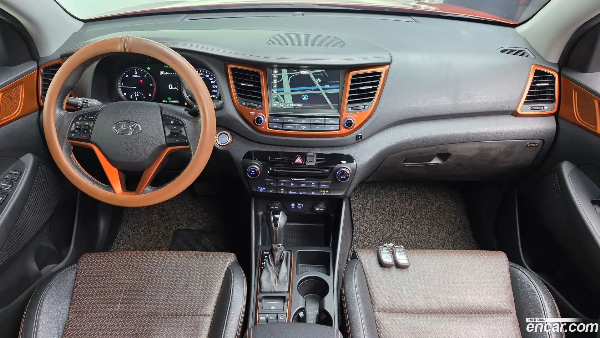 Tucson Hyundai 2015.2-INNER-007