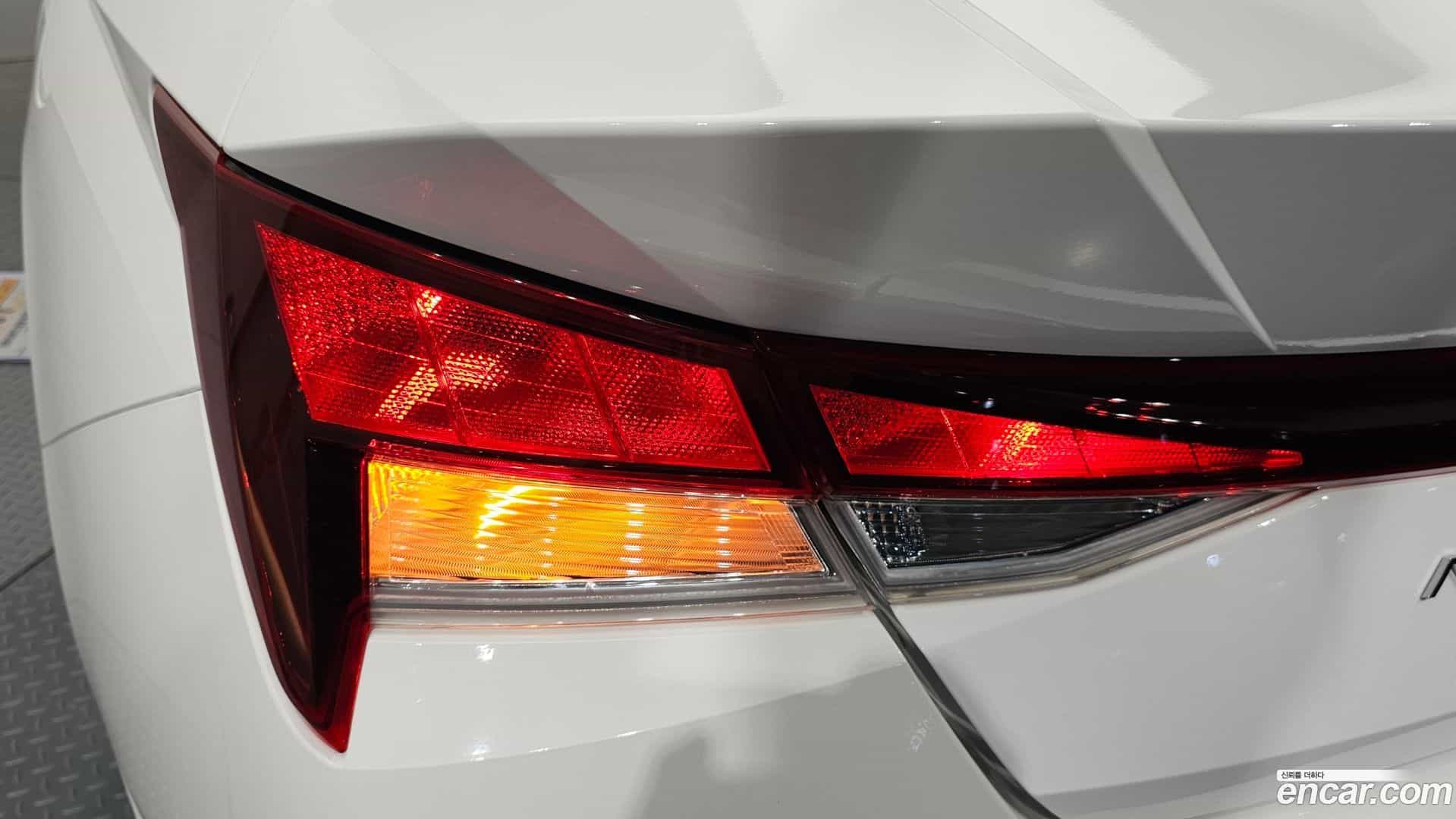 AVANTE Hyundai 2023.3-OUTER-033