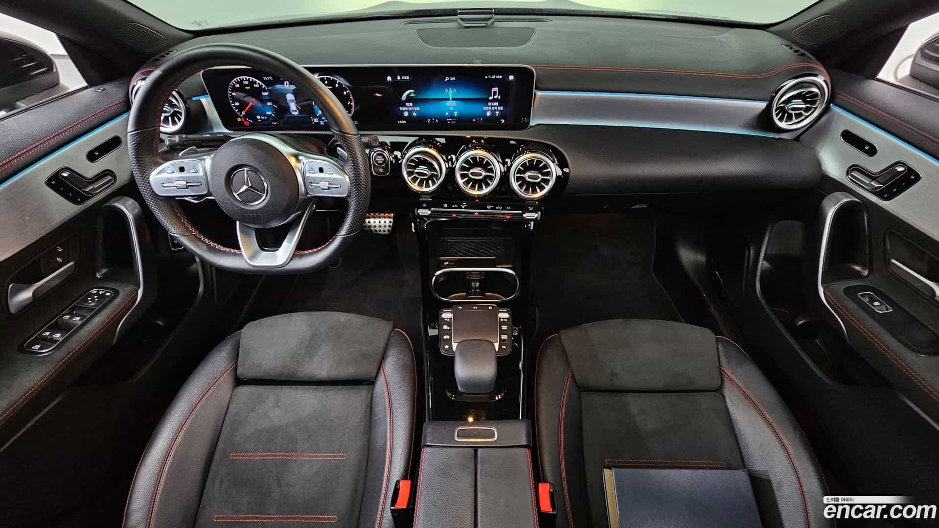 CLA-Class Mercedes-Benz 2020.7-INNER-007