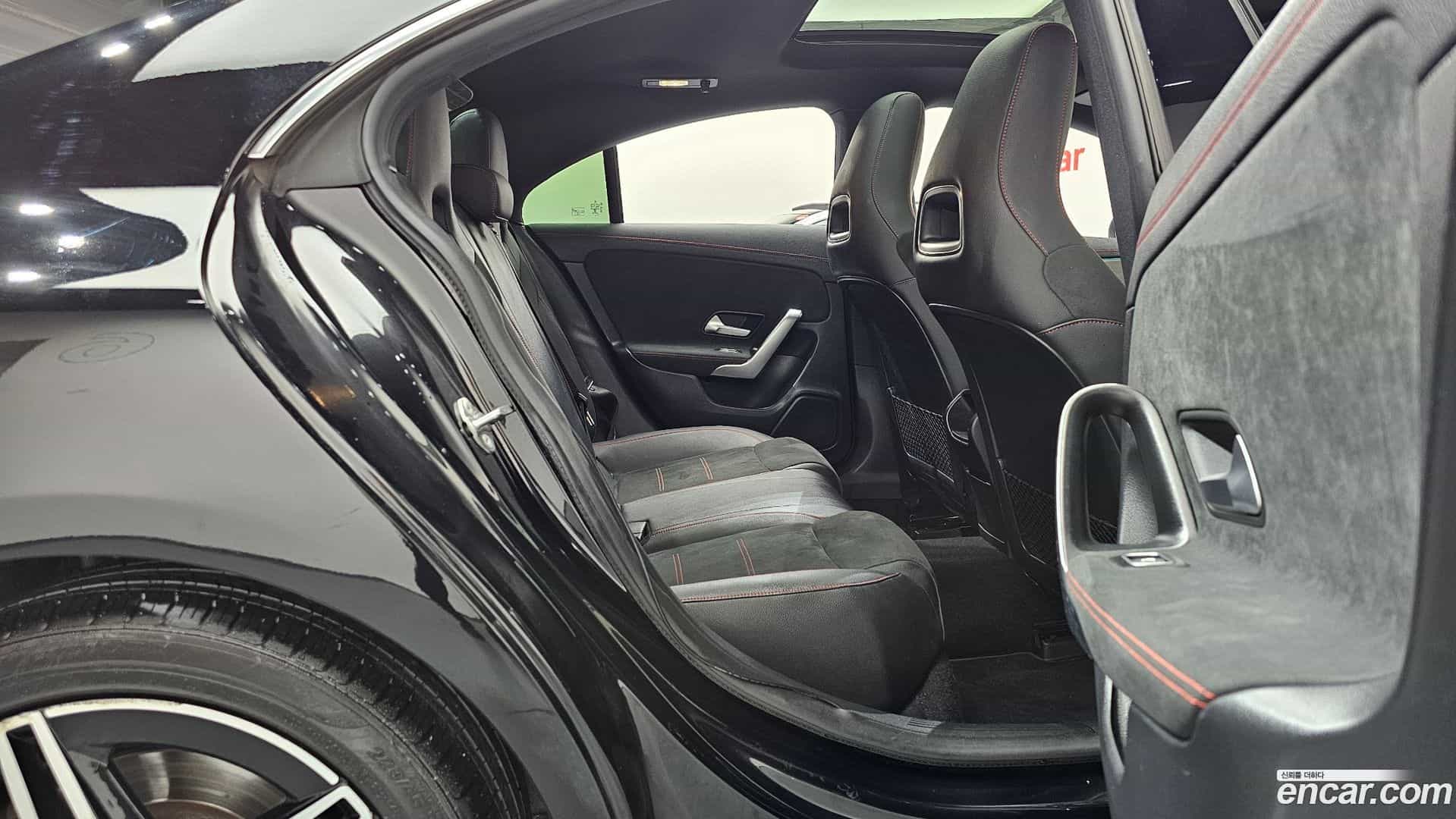 CLA-Class Mercedes-Benz 2020.7-OPTION-015