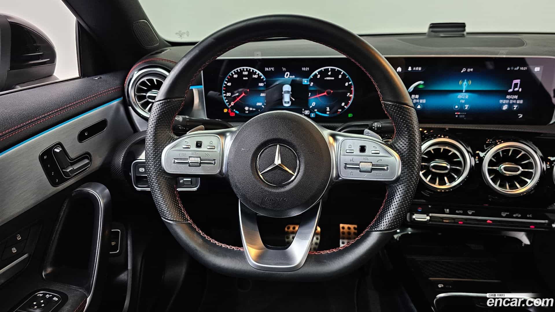 CLA-Class Mercedes-Benz 2020.7-OPTION-016