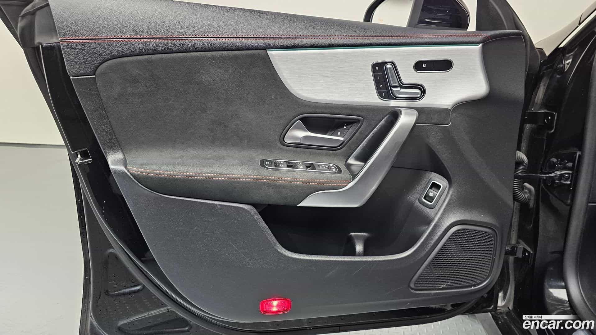 CLA-Class Mercedes-Benz 2020.7-INNER-034