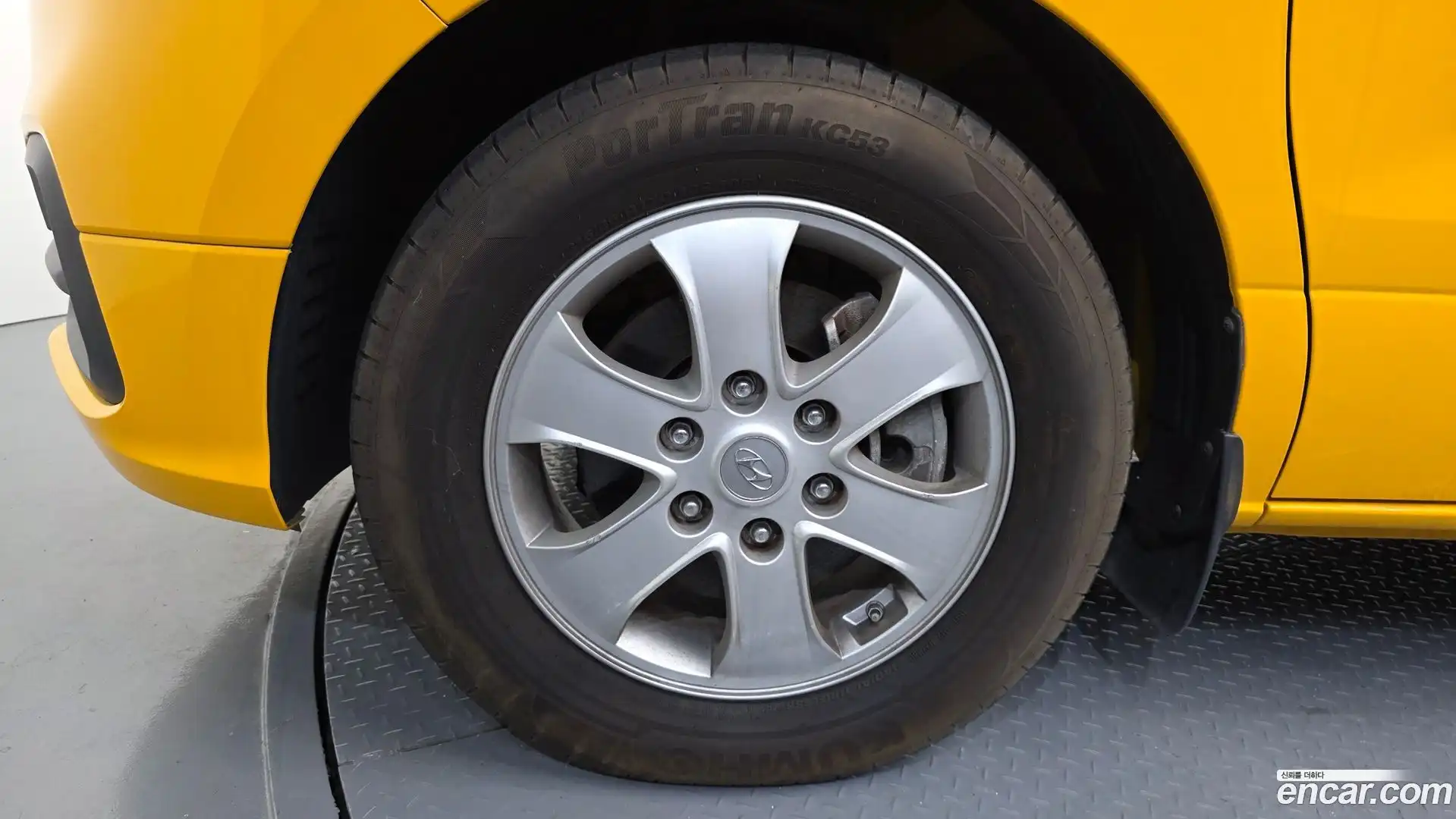 Starex Hyundai 2020.11-OUTER-005