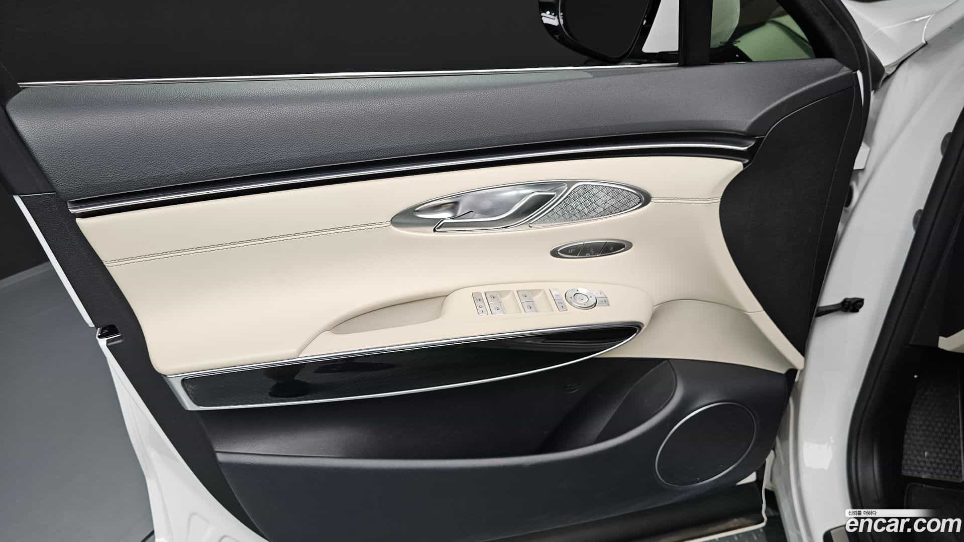 GV70 Genesis 2022.11-INNER-034