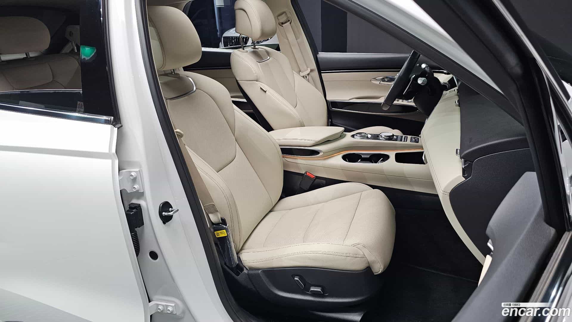 GV70 Genesis 2022.11-INNER-036