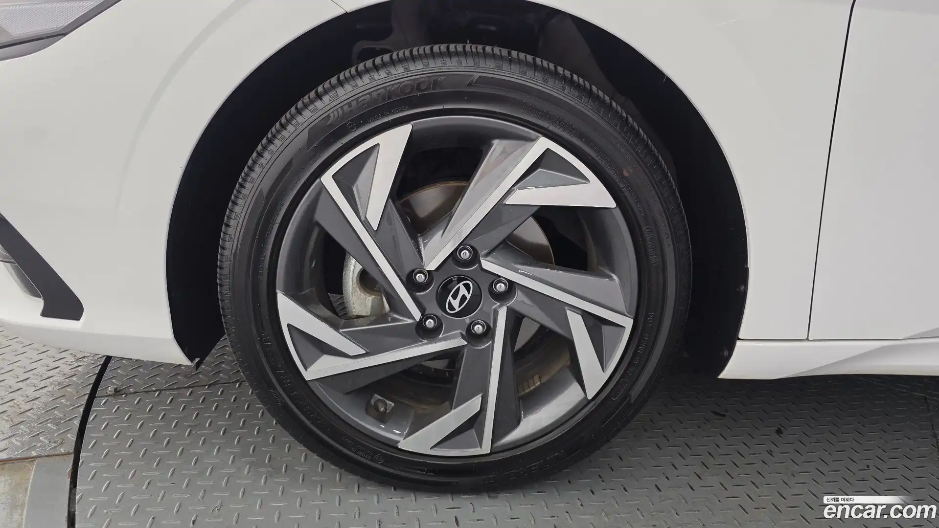AVANTE Hyundai 2024.6-OUTER-005