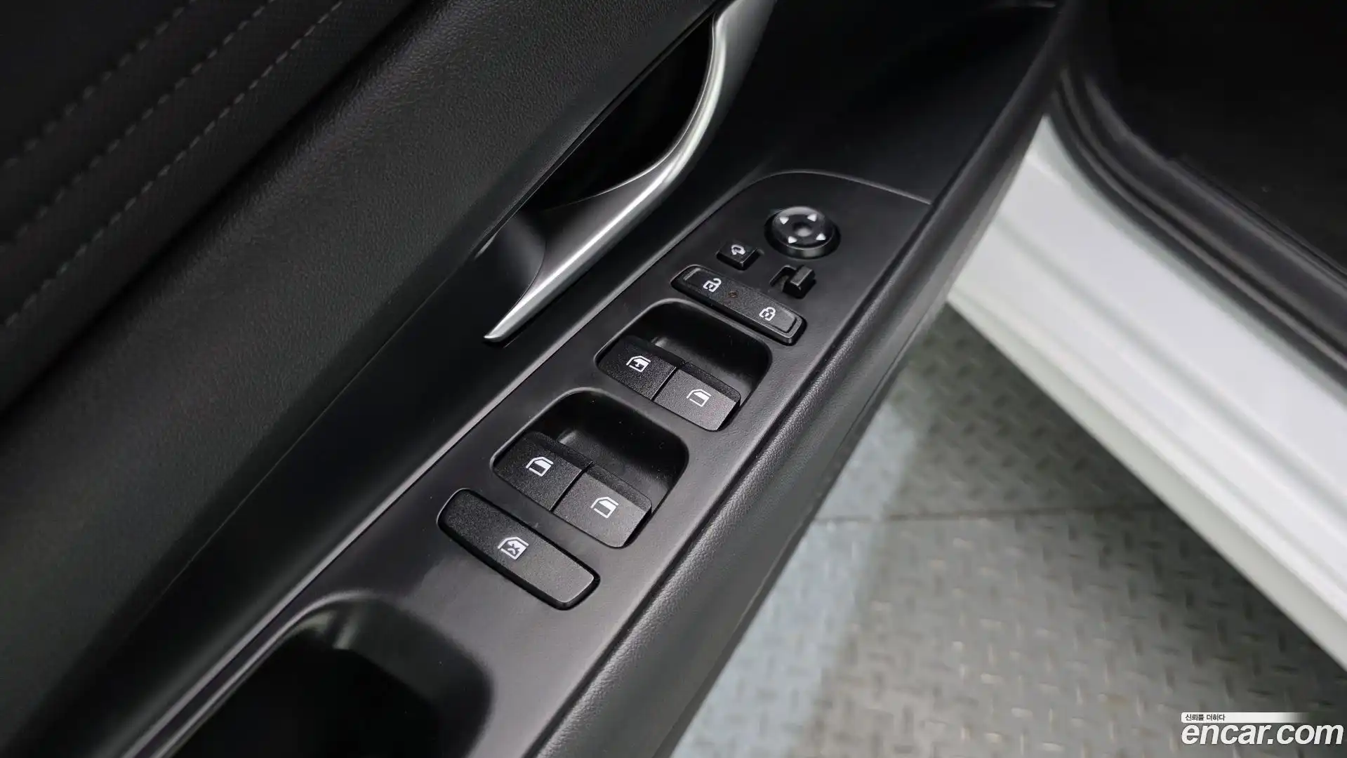 AVANTE Hyundai 2024.6-OPTION-018