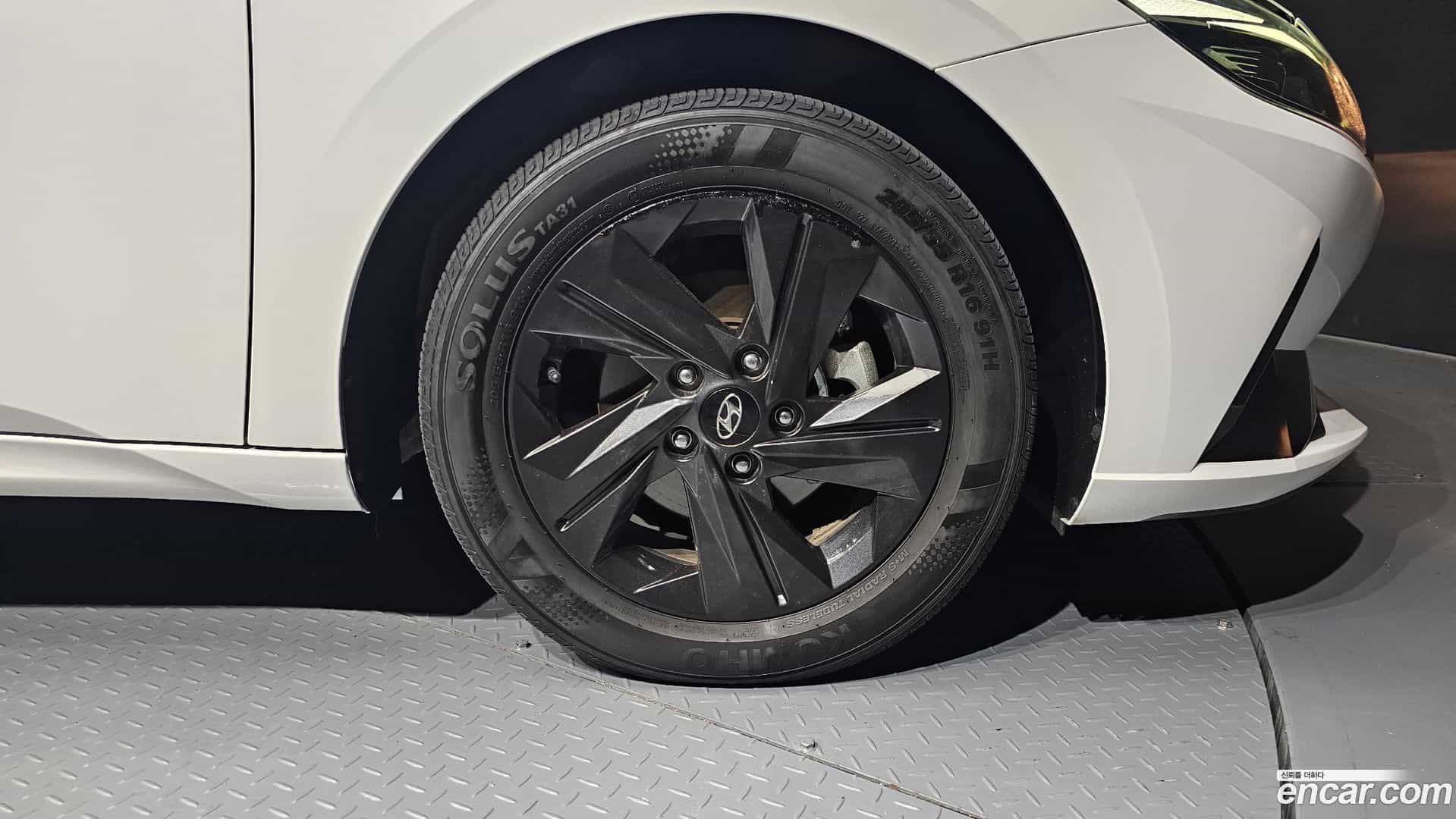 AVANTE Hyundai 2023.0-OUTER-031