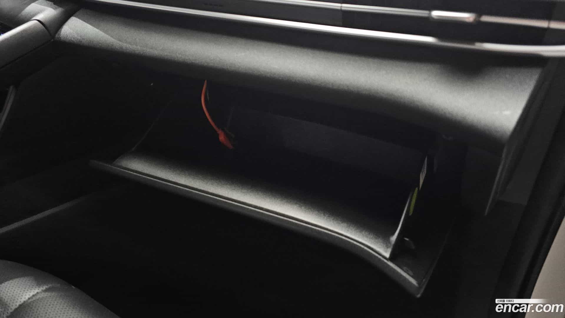 AVANTE Hyundai 2023.0-OPTION-045