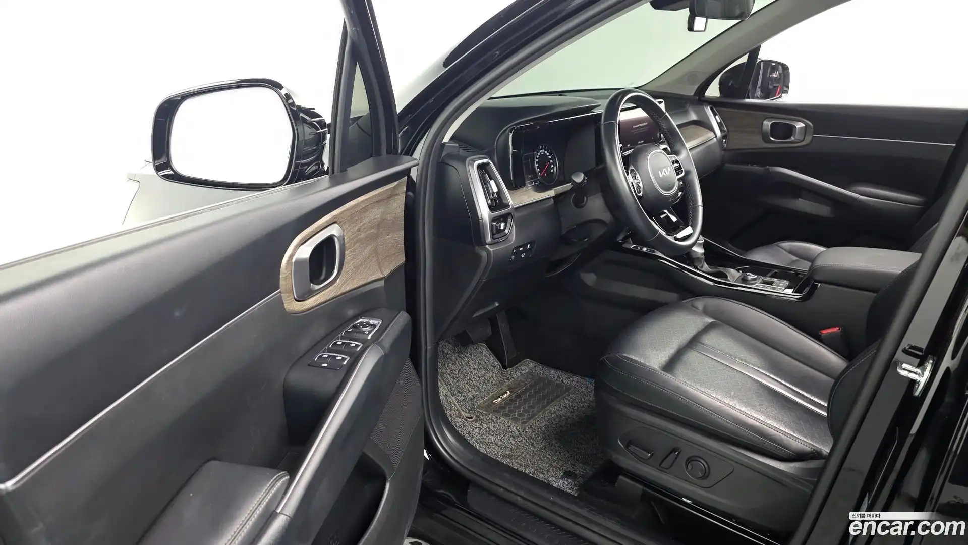 Sorento Kia 2022.5-INNER-010