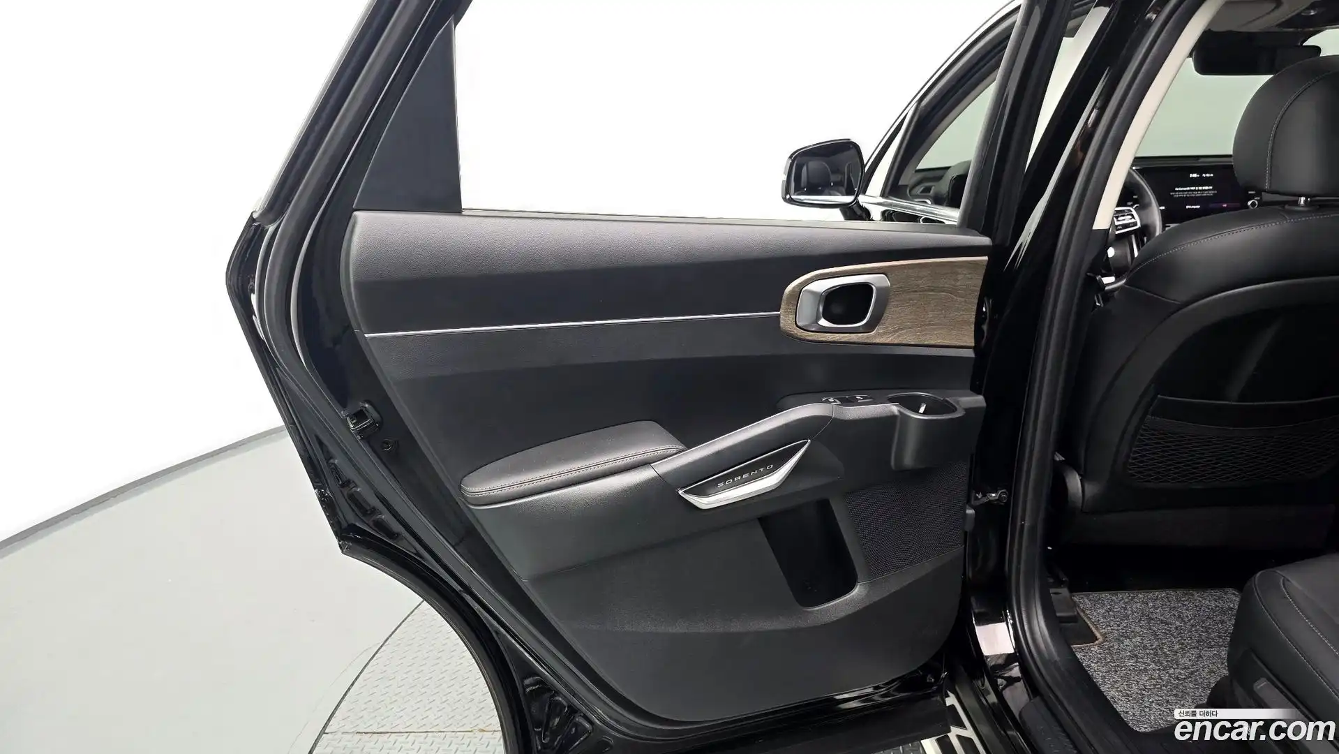 Sorento Kia 2022.5-INNER-035