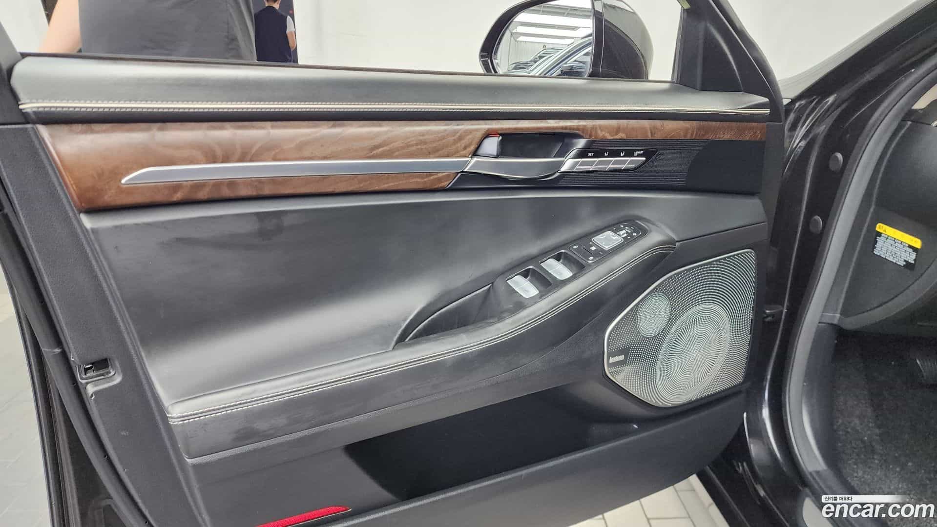 G90 Genesis 2019.4-INNER-034