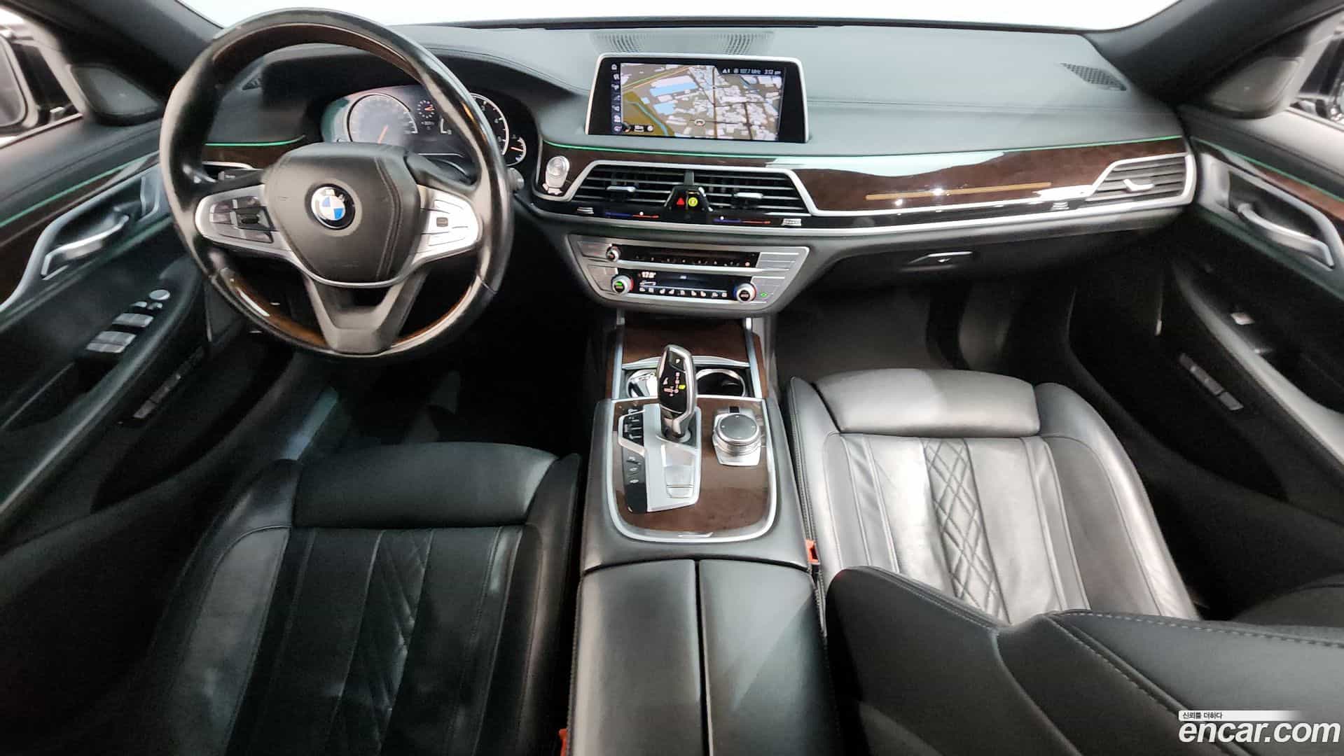7-Series BMW 2016.8-INNER-007
