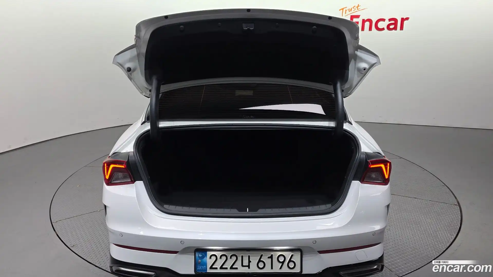K5 Kia 2022.2-OPTION-053