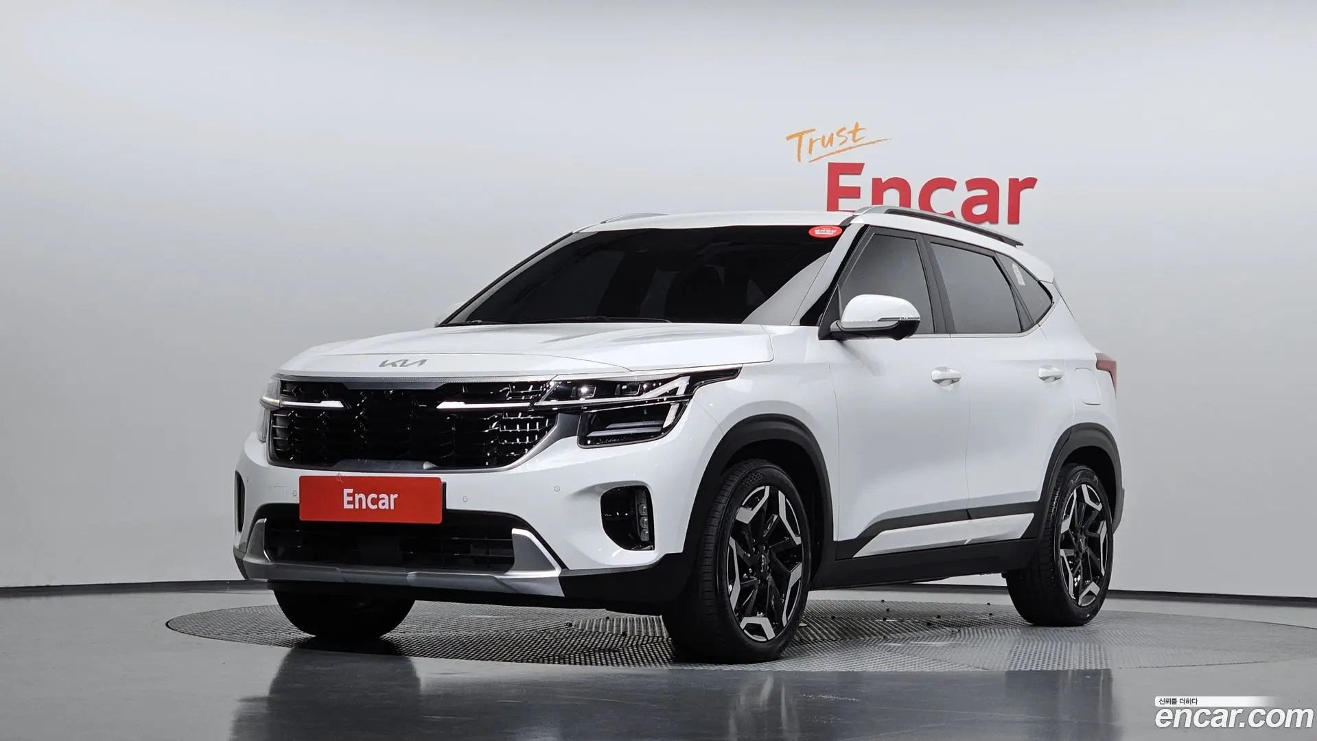 Main__Slider__Photo:Seltos Kia 2024.0-0