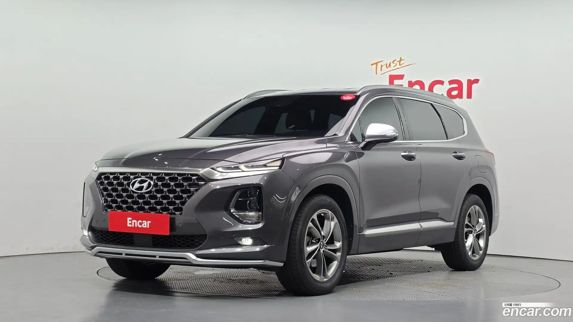 Santafe Hyundai 2018.11-OUTER-001