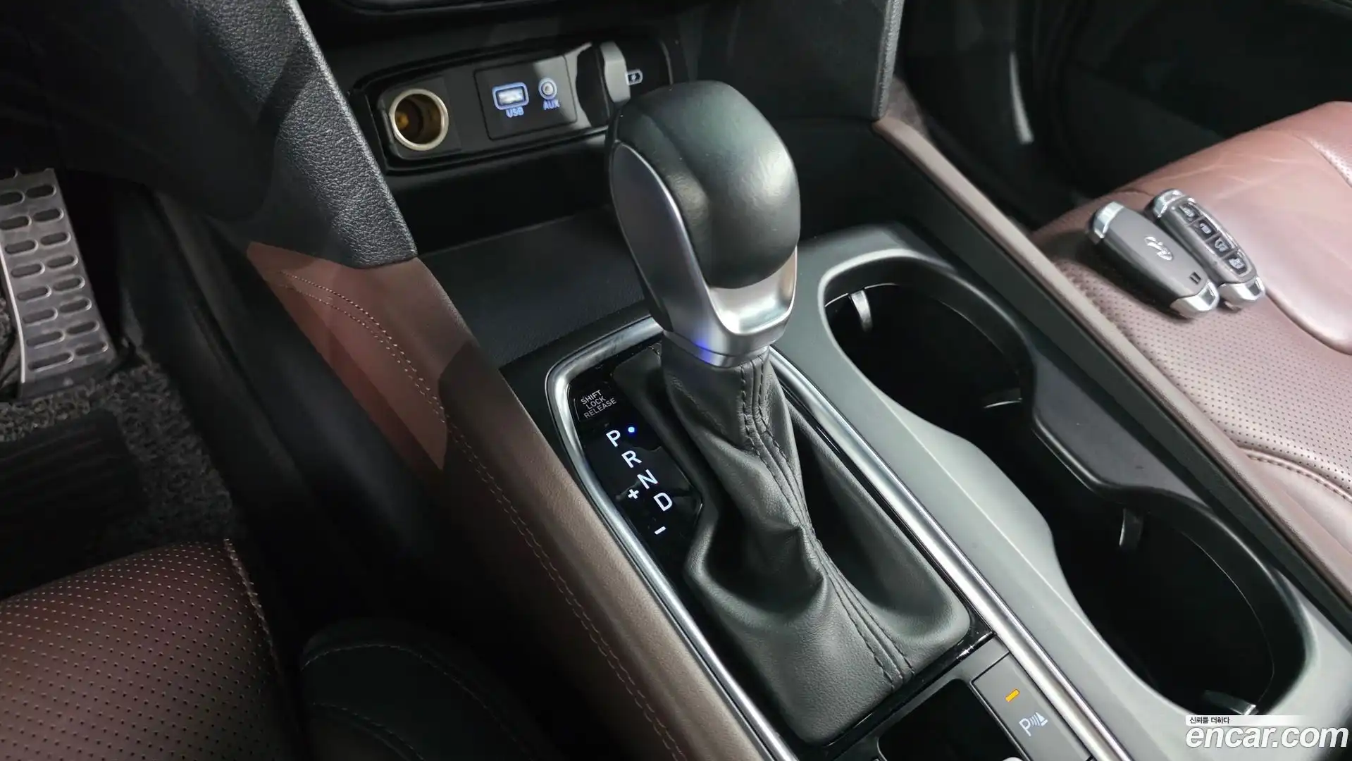 Santafe Hyundai 2018.11-INNER-009