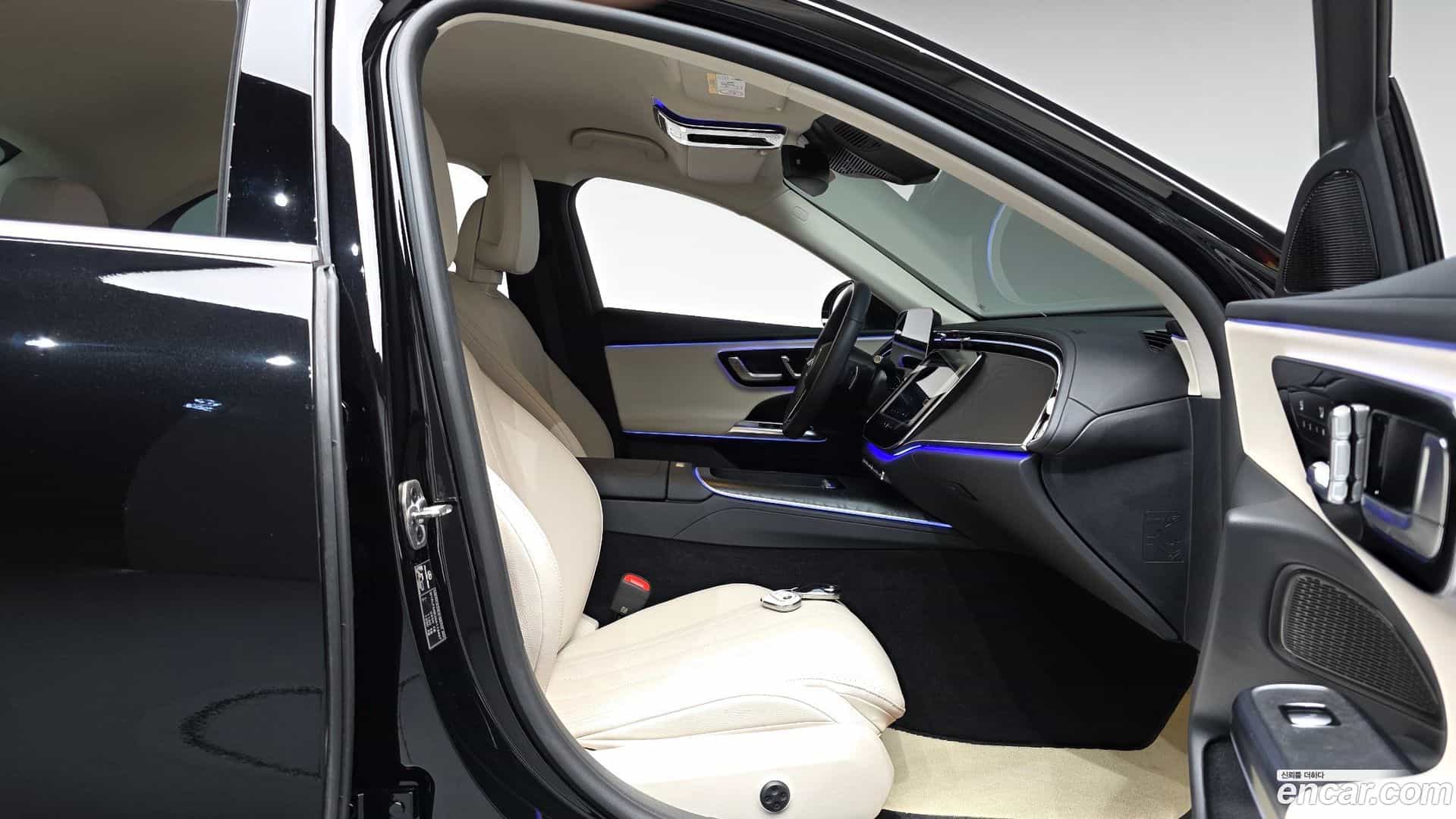 E-Class Mercedes-Benz 2024.10-INNER-036