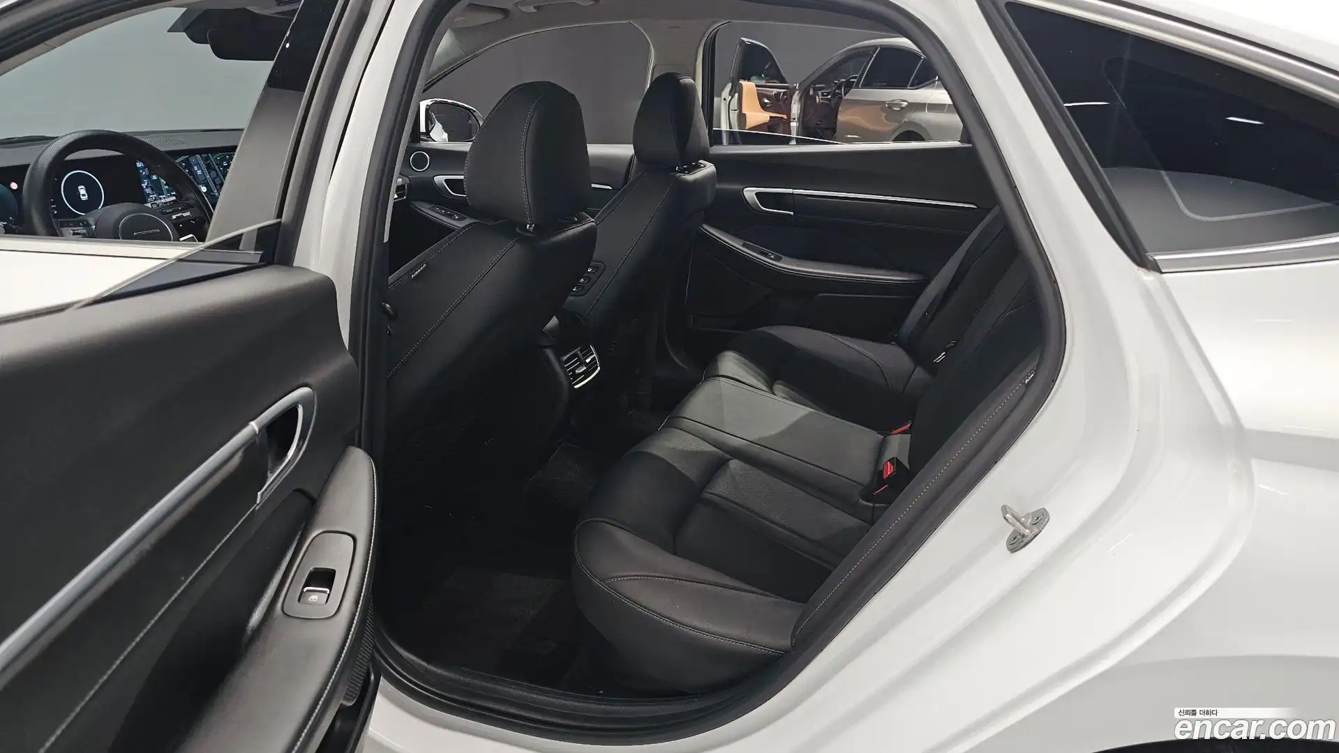 Sonata Hyundai 2023.8-OPTION-016