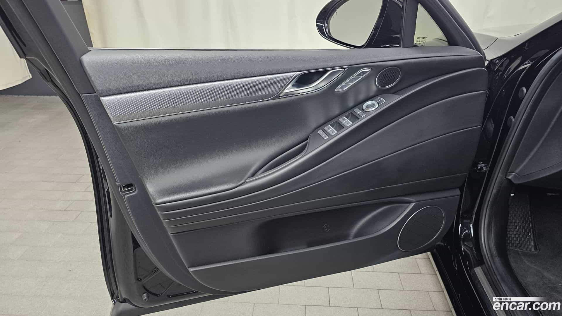 G80 Genesis 2020.11-INNER-034