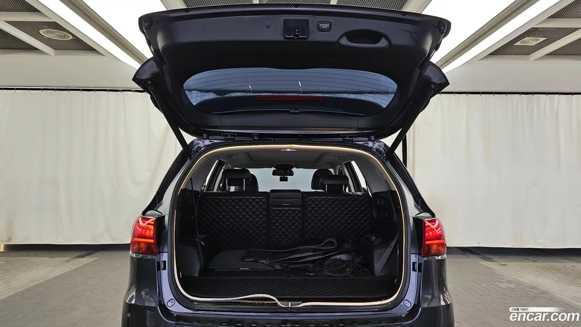 Sorento Kia 2018.7-OPTION-024