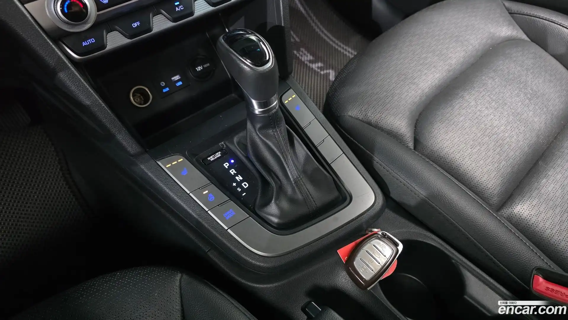 AVANTE Hyundai 2019.6-INNER-009