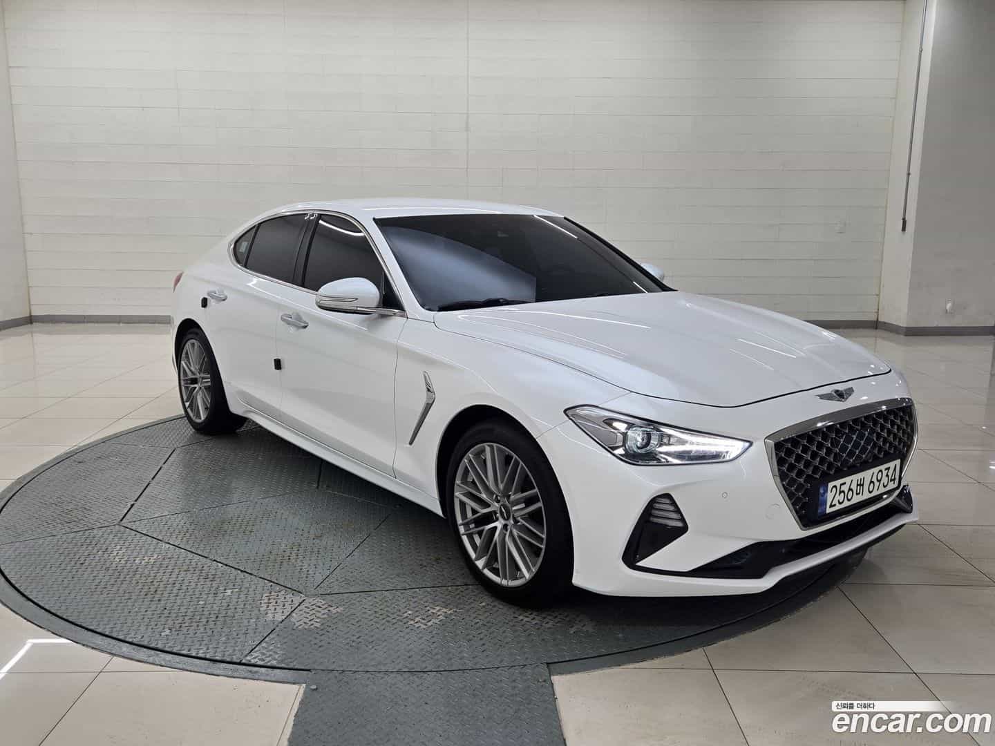 G70 Genesis 2020.2-OUTER-003