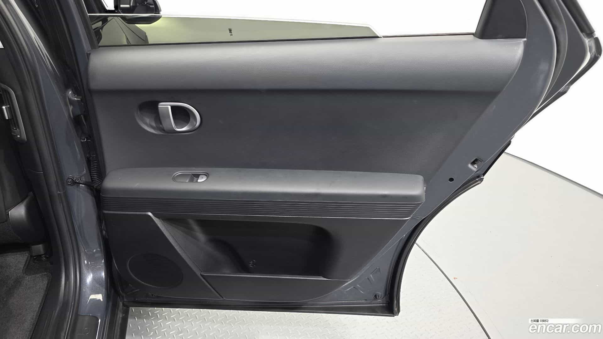 Ioniq5 Hyundai 2023.4-INNER-035