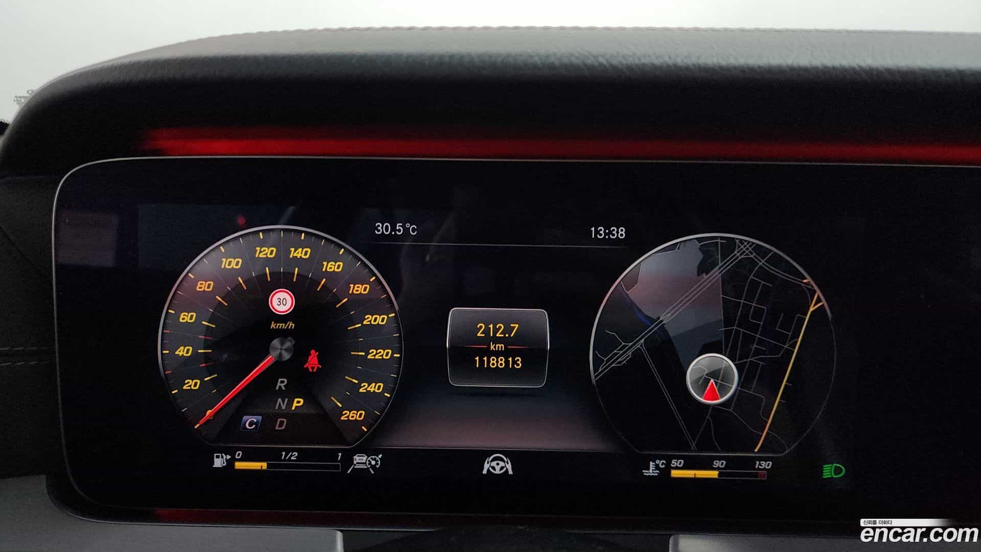 CLS-Class Mercedes-Benz 2019.0-INNER-008