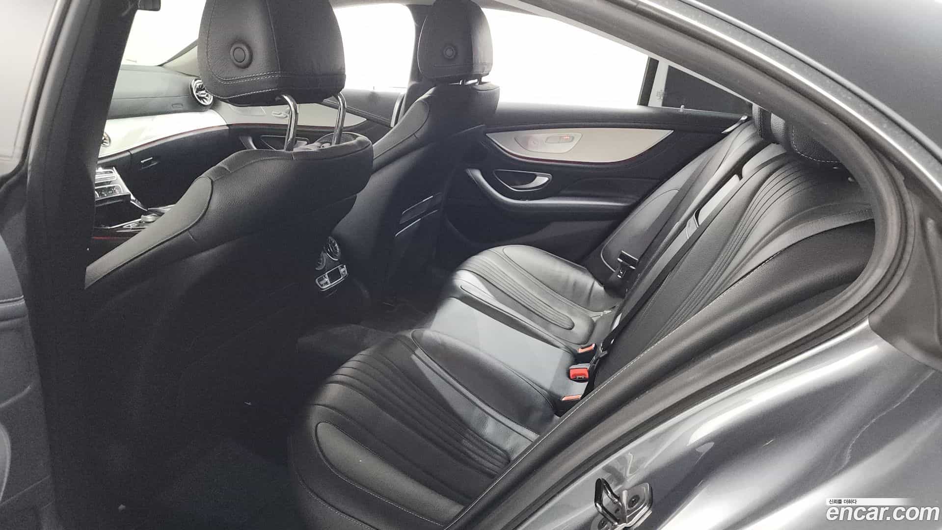 CLS-Class Mercedes-Benz 2019.0-OPTION-024