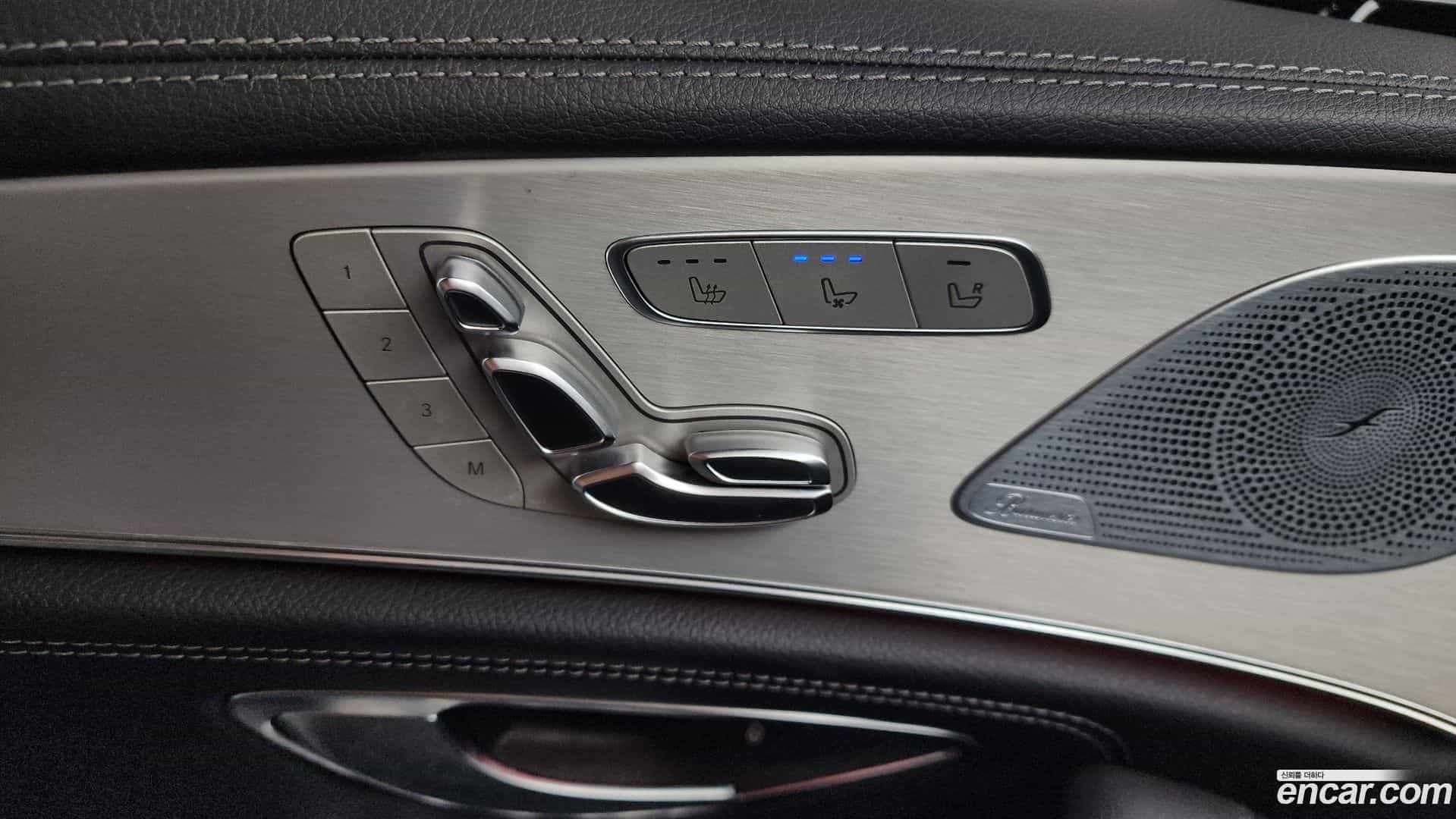 CLS-Class Mercedes-Benz 2019.0-OPTION-049