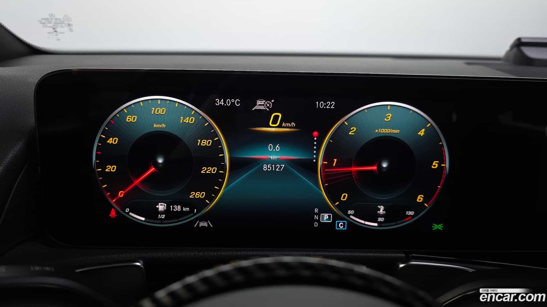 GLB-Class Mercedes-Benz 2021.7-INNER-008