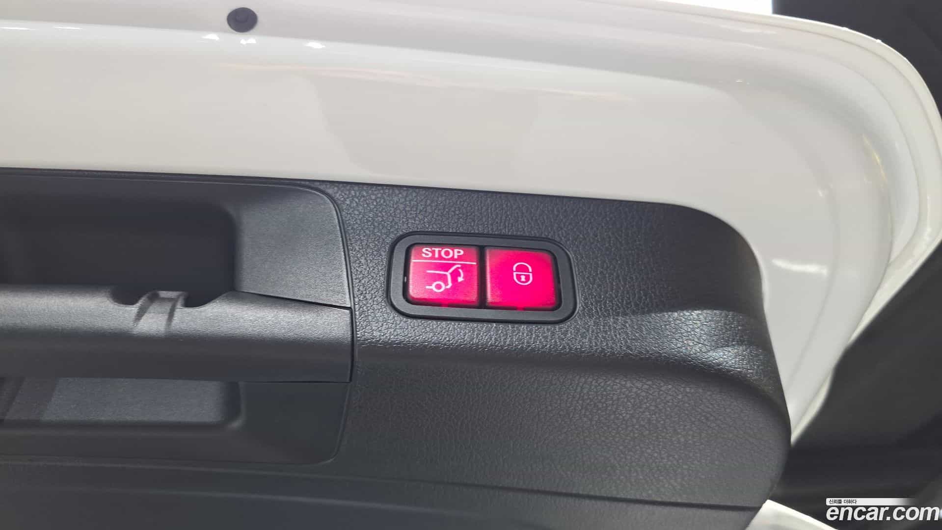 GLB-Class Mercedes-Benz 2021.7-OPTION-040