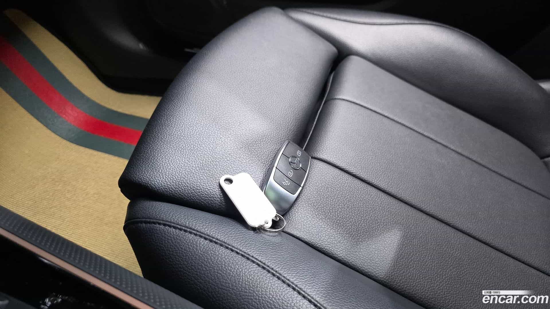 GLB-Class Mercedes-Benz 2021.7-OPTION-045