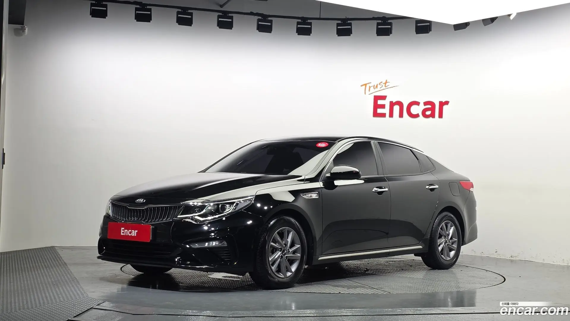Main__Slider__Photo:K5 Kia 2019.5-0