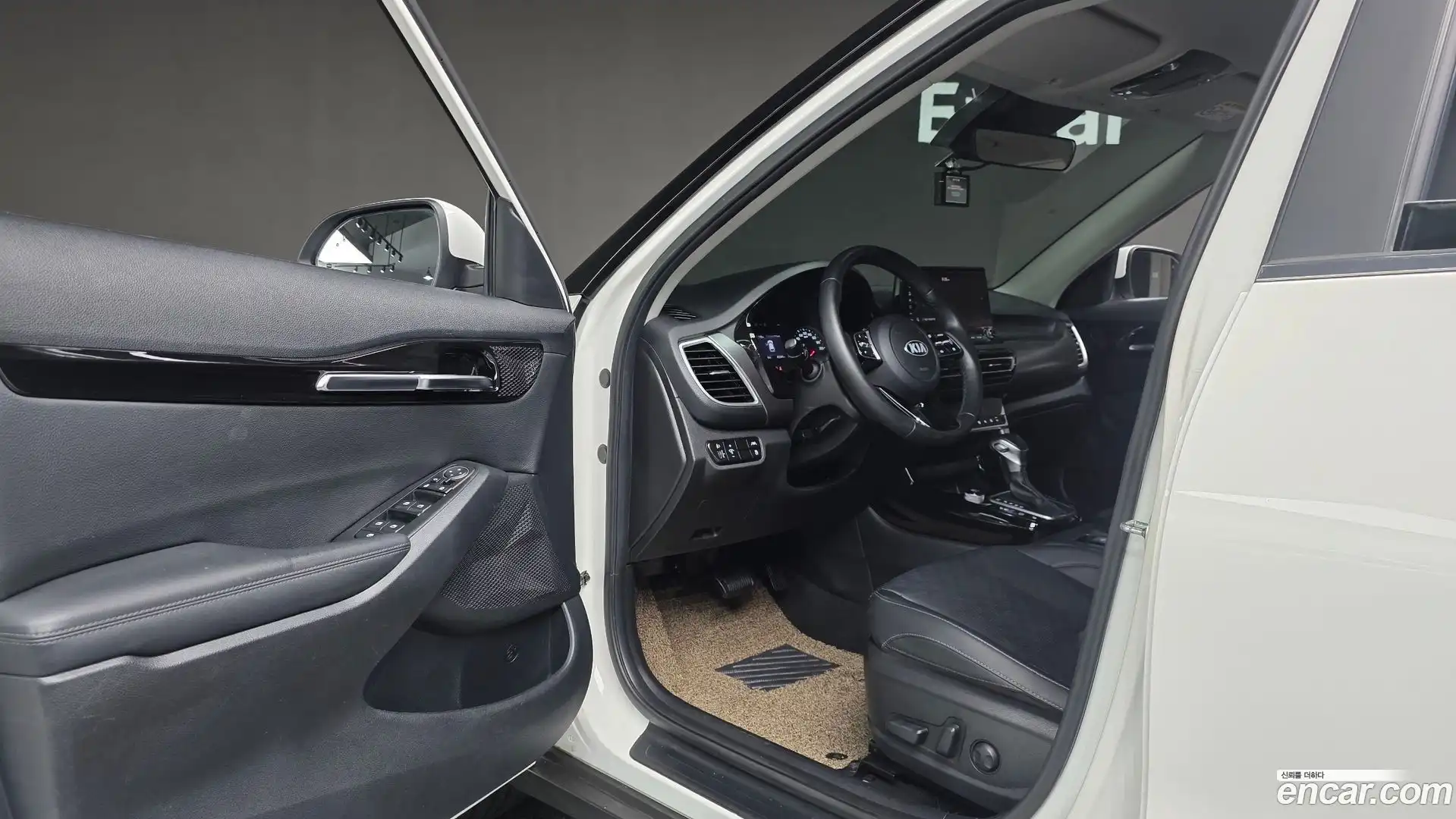Seltos Kia 2021.1-INNER-010