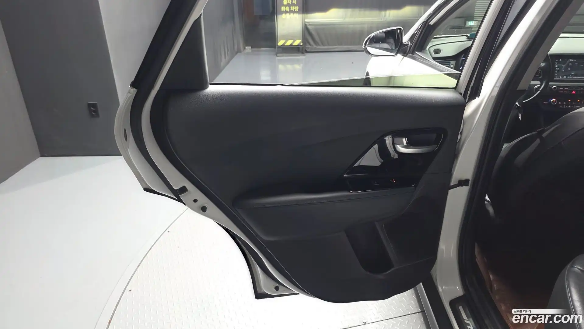 Niro Kia 2019.6-INNER-035