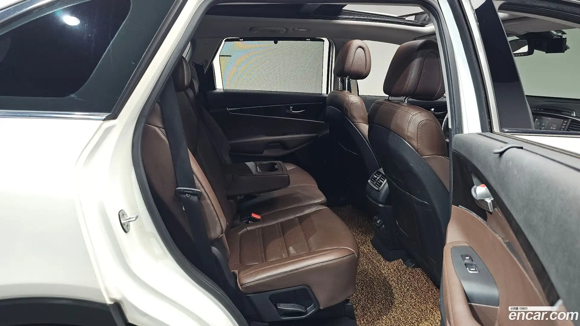 Sorento Kia 2017.6-OPTION-015
