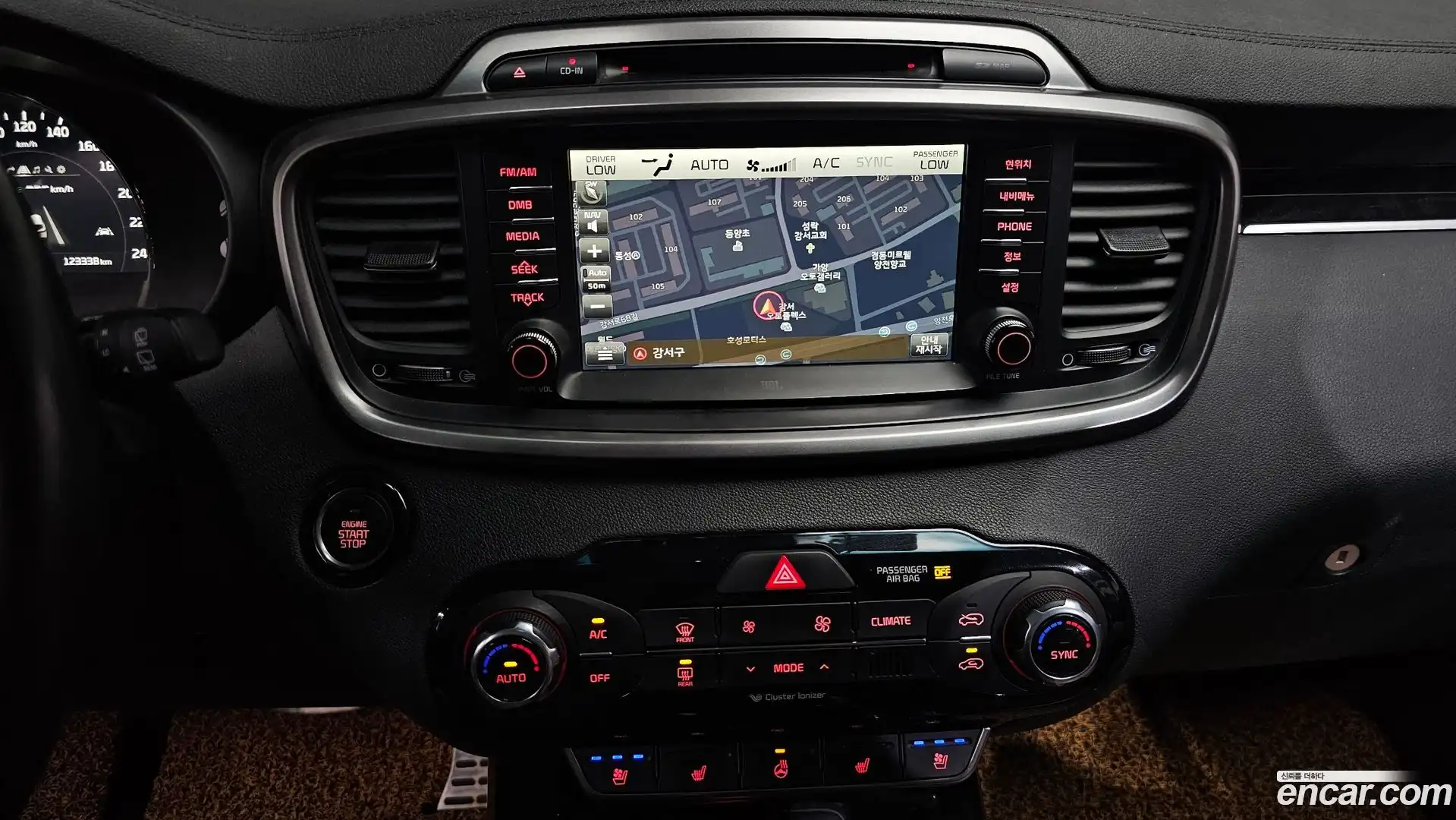 Sorento Kia 2017.6-OPTION-018