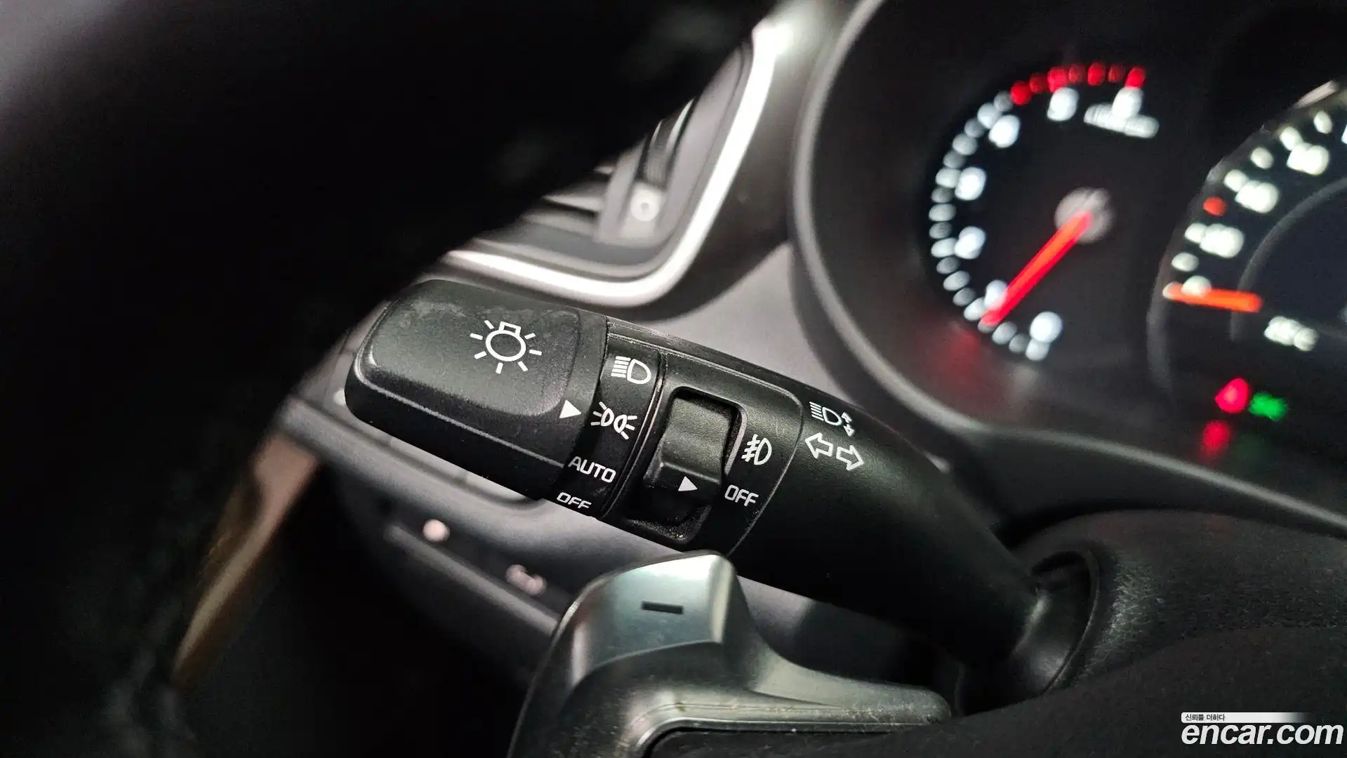 Sorento Kia 2017.6-OPTION-046
