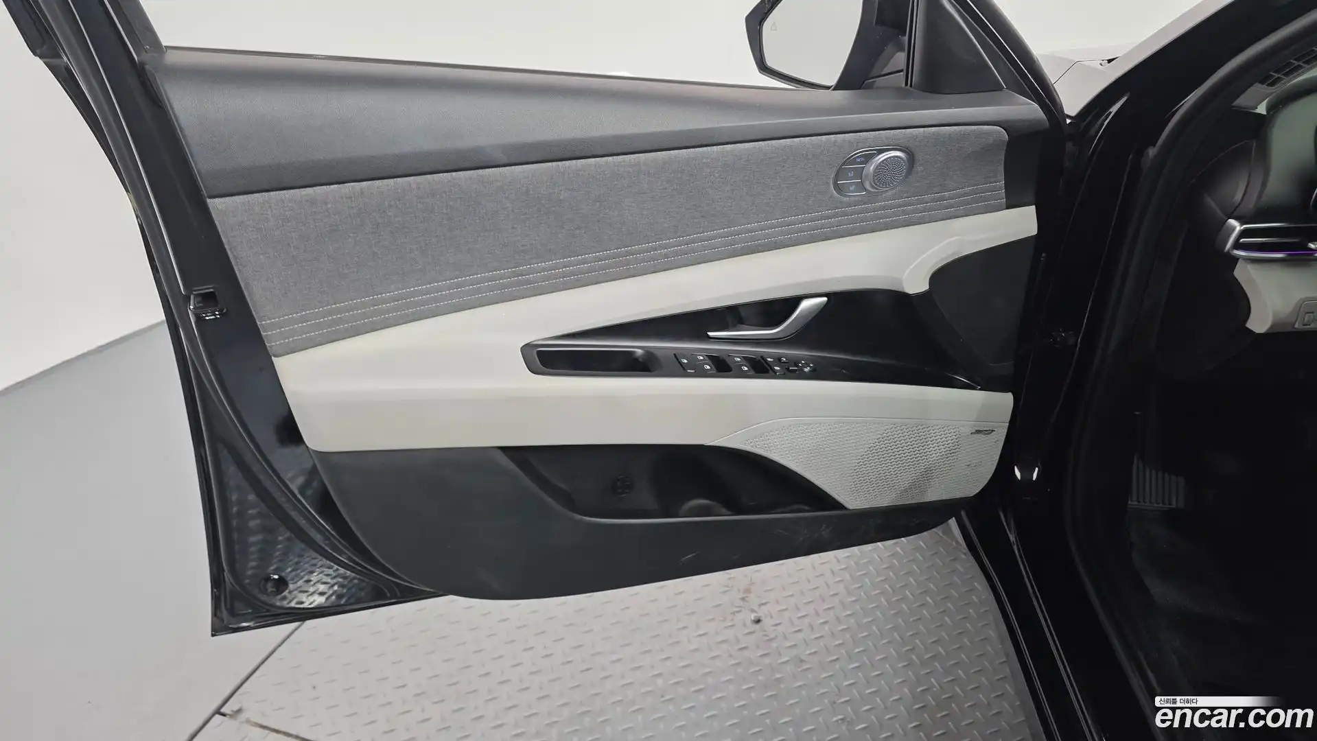 AVANTE Hyundai 2020.5-INNER-035