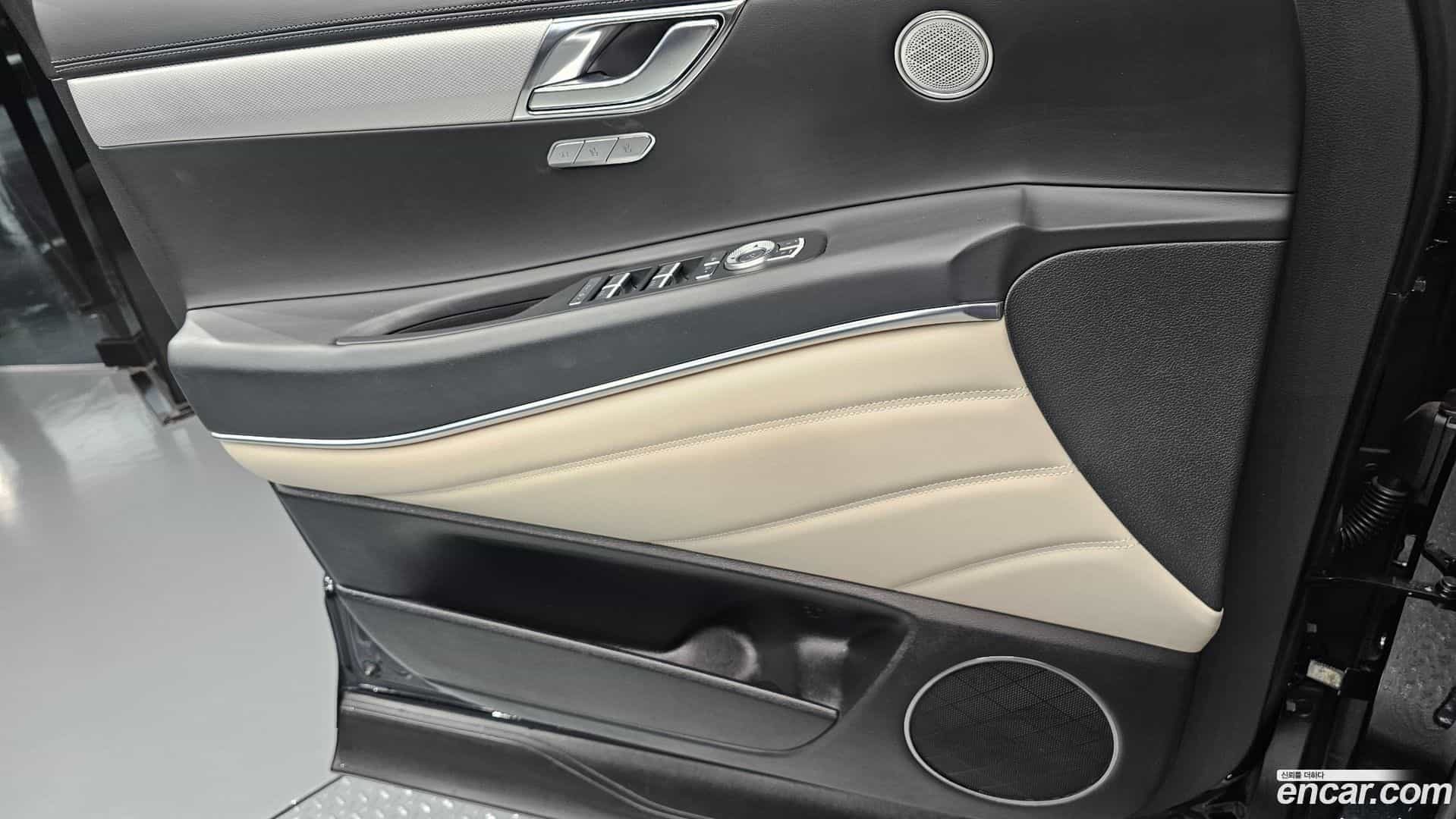 GV80 Genesis 2023.6-INNER-034