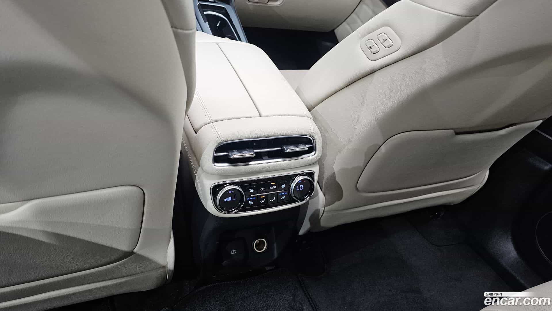 GV80 Genesis 2023.6-OPTION-041