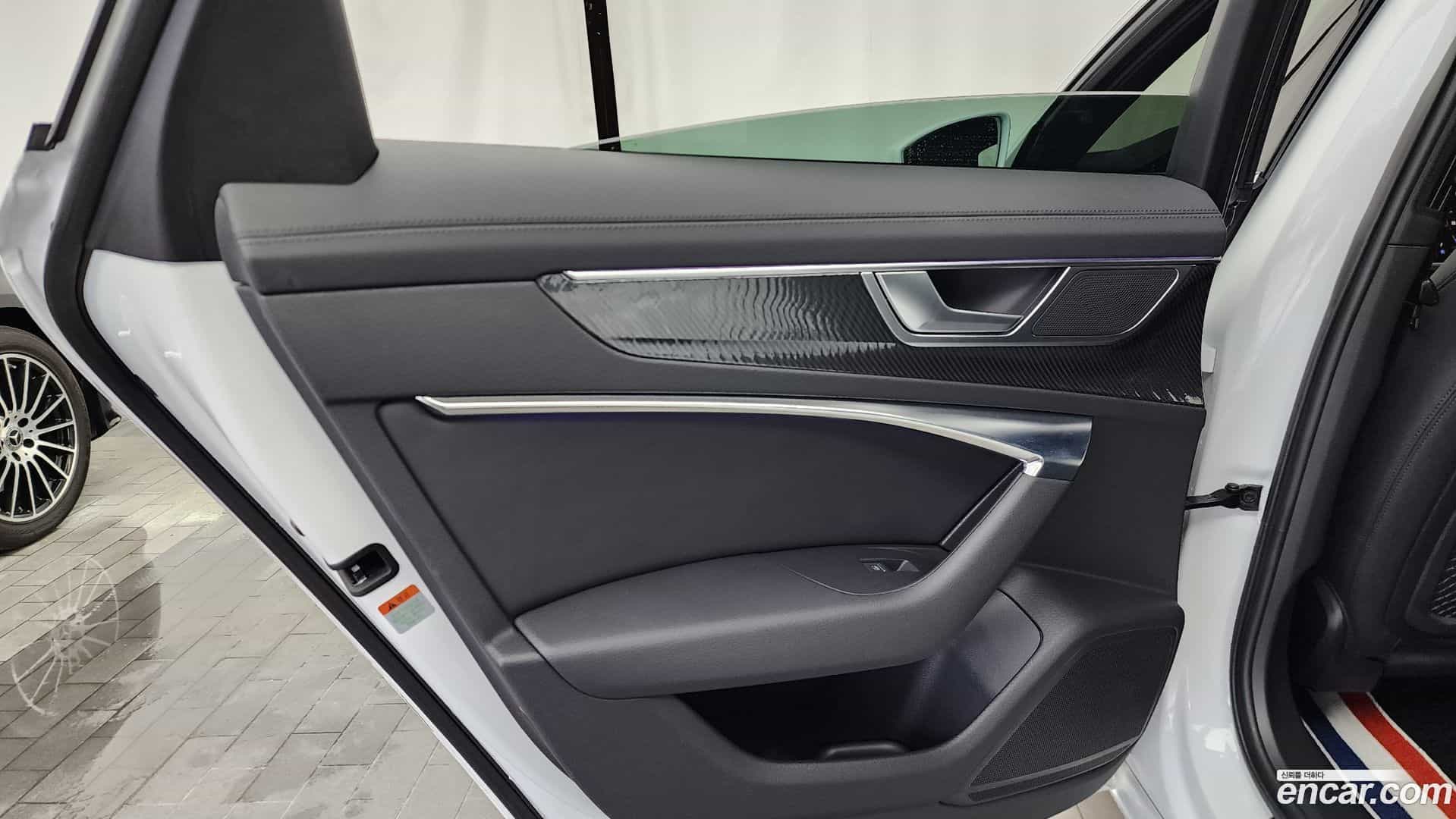 A6 Audi 2023.2-INNER-035